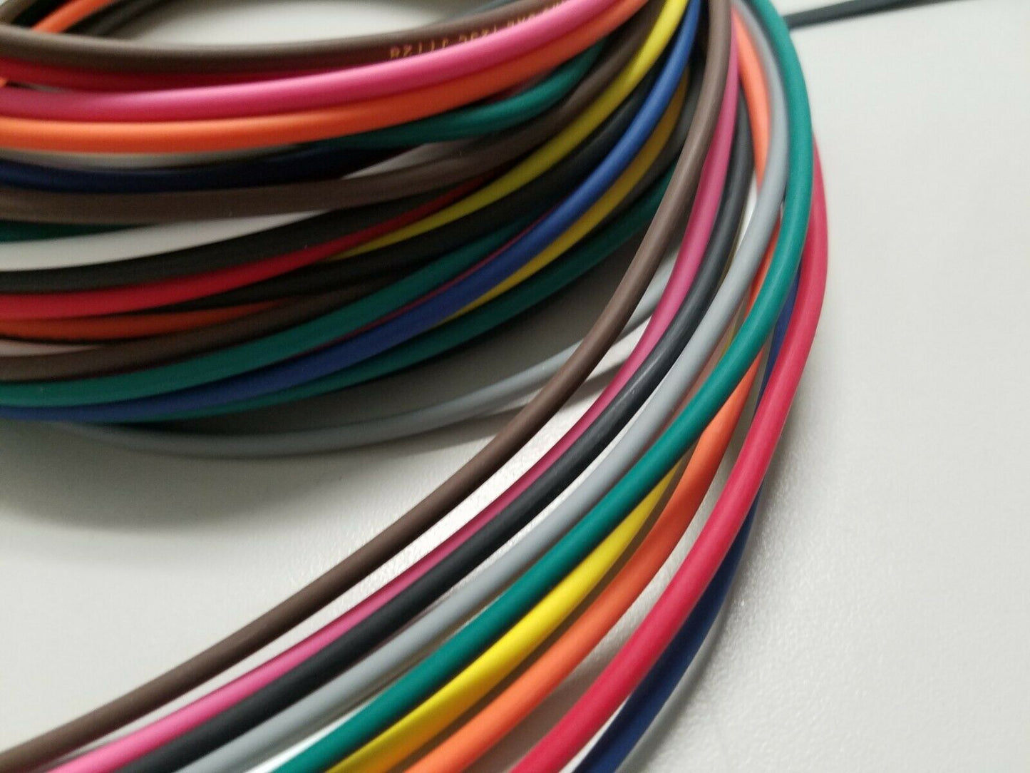 250 FEET AUTOMOTIVE PRIMARY WIRE 14 GAUGE AWG HIGH TEMP GXL 10 COLORS 25 FT EA