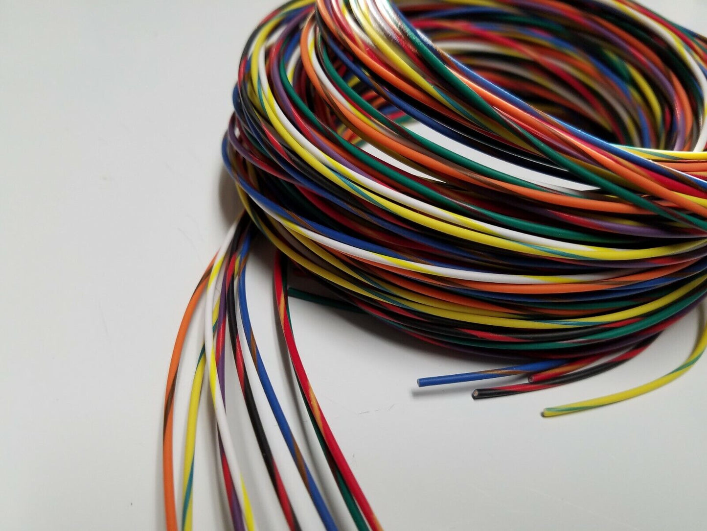 22 AWG TXL HIGH TEMP AUTOMOTIVE WIRE 8 STRIPED COLORS 5 FT EACH 40 FEET (C)